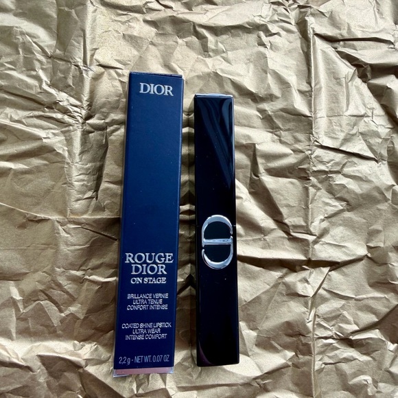 Dior Other - Dior Rouge Dior On Stage Lipstick 550 Red Shock - Navy Case
